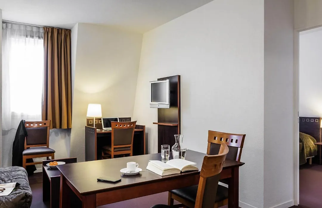 Aparthotel Adagio Access Paris Porte De Charenton-1